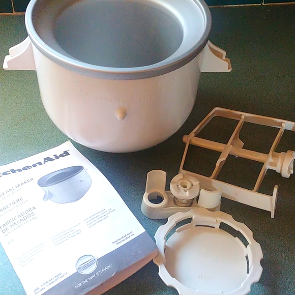 Ice cream maker - Picture 2 of 8